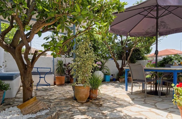 Summer Garden Studio - village location
