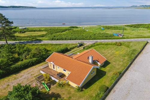 Summer House Sea View, Beach, And Nature