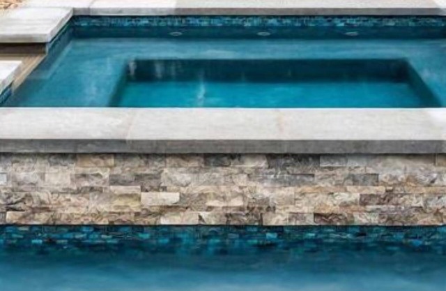 Sun Filled Home W/Gorgeous Pool/HotTub. Gameroom!