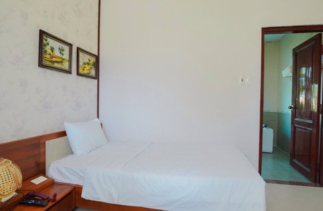 Sun & Sea Resort- VIP Unit 8 (Lagoon Vip/Garden Vip view)