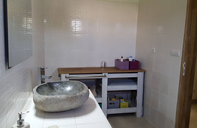 Sun Villa Ngaparou 5 minutes from the ocean near all amenities Swimming Pool