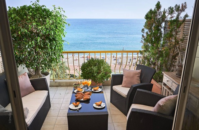 SunlightProperties MARYLAND - 2 bedroom apt with Sea View on Promenade
