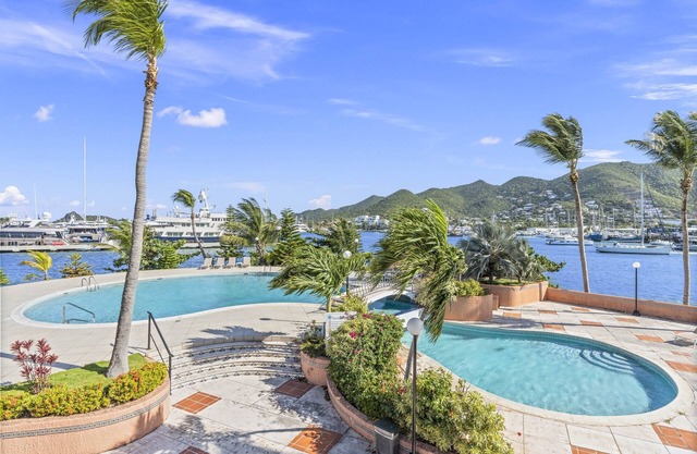 Sunny Days at Simpson Bay Yacht Club