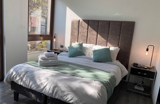 Sunny Studio in the Center of Santiago: Your Cozy City Escape.