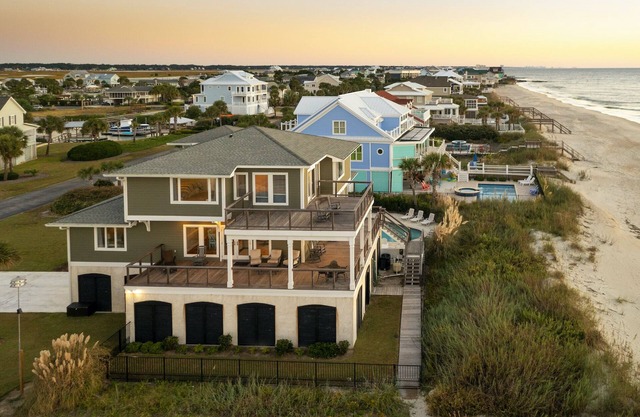 Sunrise Point: Tranquil Oceanfront In Gated Community