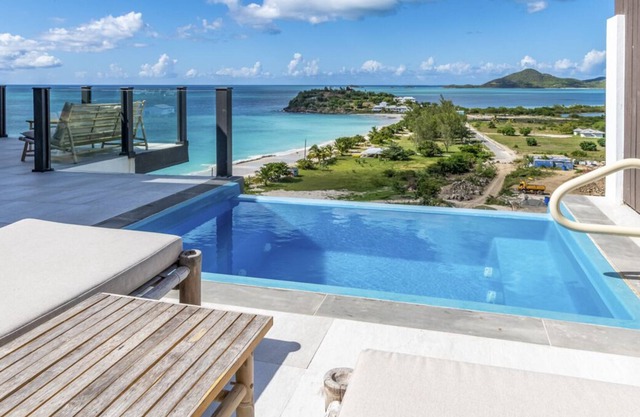Sunset View Suite - Two Bedroom Villa, Sleeps 4