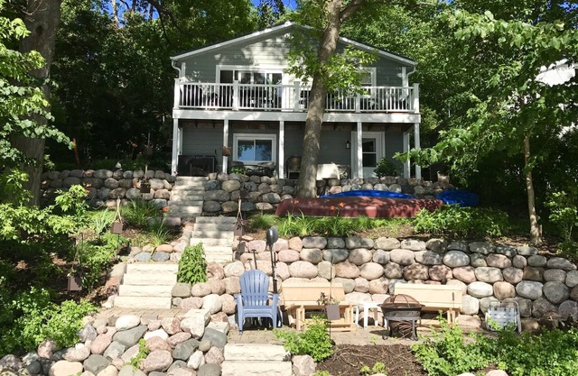 Sunsets on the lake at Mill Pond Cottage-Pickleball, Water Sports, Hiking &more