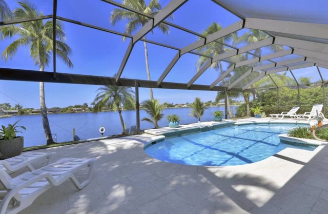 Sunsets, Warm Pool -Million Dollar View -See our Video/360 Tour/5-star reviews