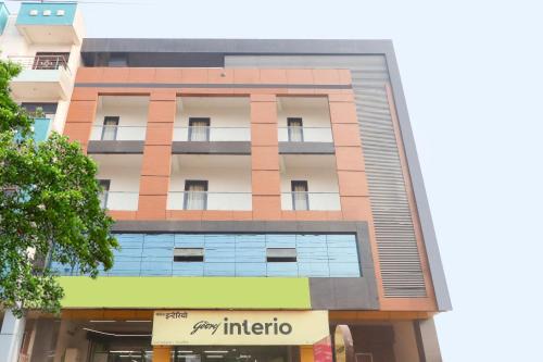 Capital O Hotel Shri 