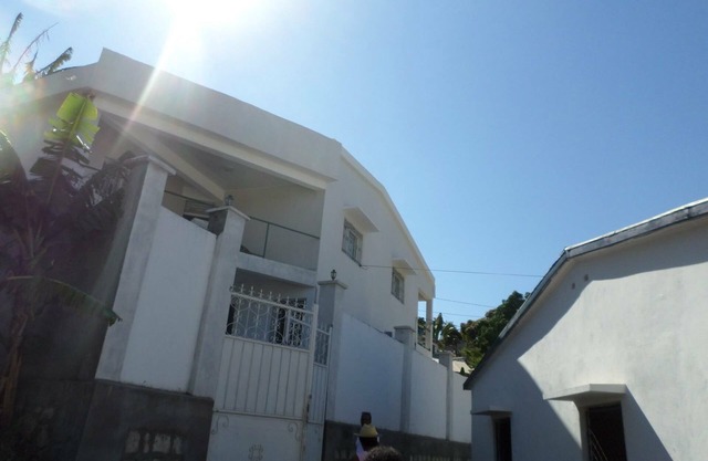 Superb 3 bedroom holiday home near the Majunga seaside