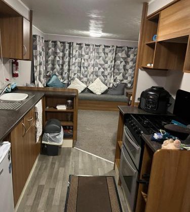 Superb 8 Berth Caravan With Free Wifi At Highfield Grange Ref 26706Wr