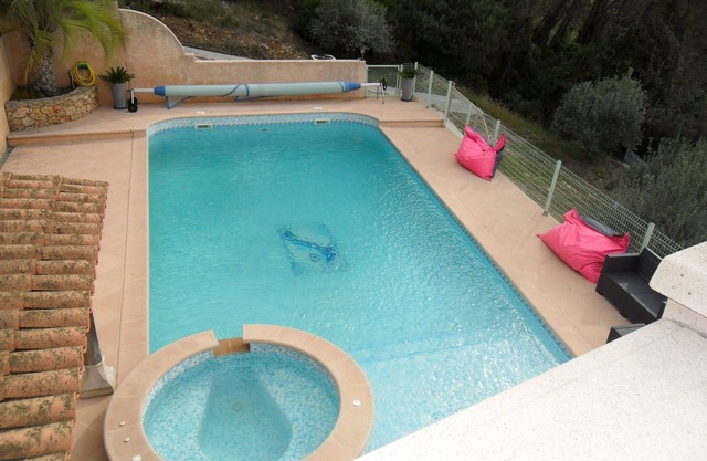 Superb air-conditioned villa - Breathtaking view - Swimming pool, Jacuzzi