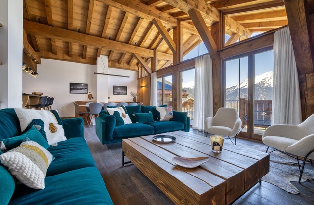 Superb apartment*, triple exposure, top floor, Courchevel Le Praz