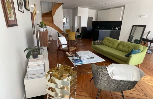 Superb cosy-chic duplex apartment in the heart of Mâcon