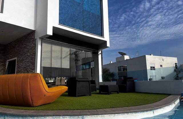 SUPERB, WELL-LOCATED VILLA IDEAL FOR A GROUP OR FAMILY TRIP
