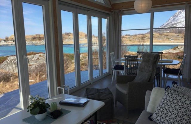 Superior Cottage with Sea View in Senja