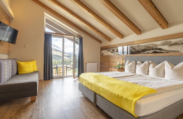 Superior double room mountain view - Hotel MY ALPENWELT Resort