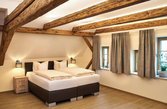 Superior room "Herzog-Ludwig" (40sqm) for up to 4 people