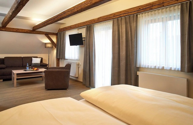 Superior room chestnut (37sqm) for up to 4 people