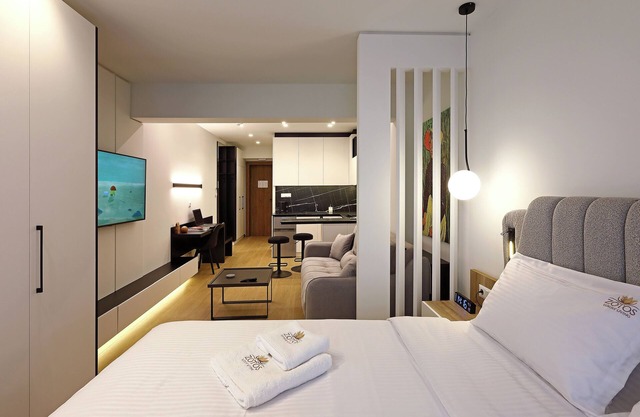 Superior Suite | Zotos Luxury Living #9