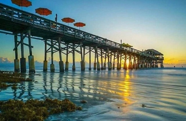 Surfer's Dream: Pet Friendly Near World Famous Cocoa Beach Pier