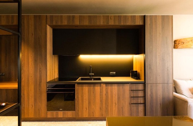 Svarna Vouliagmeni Suite