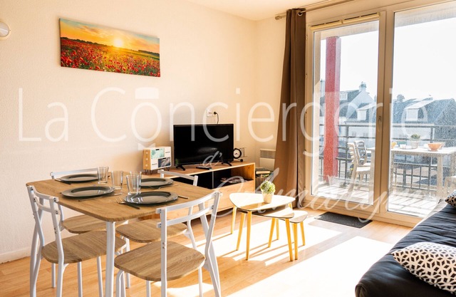 SVC 13 - Bel appartement proche mer avec balcon