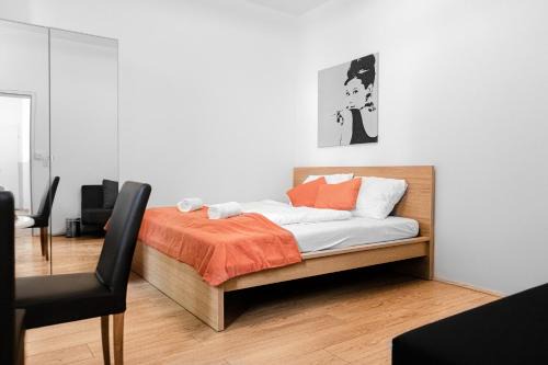Sweet 2BR Shared Apt next to Enkplatz U3