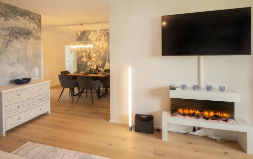 SweetHome - DAH02 - LUXUS PUR Apartment, Küche, TV