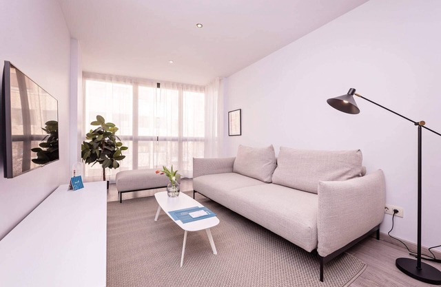 Sweett | Fira 401 - Two Bedroom Apartment, Sleeps 5
