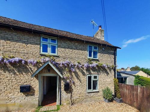 Swift Nest Cottage