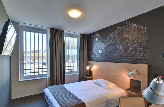 SwissTech Hotel