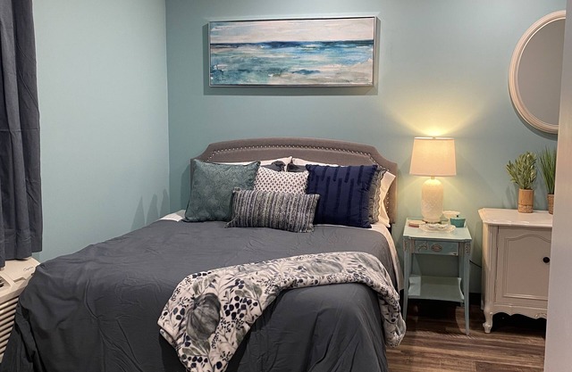 Sycamore Acres 303 Beachy vibes suite with full kitchen and living room