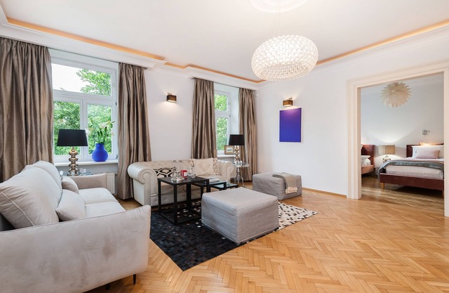 Syncret Apartment - LoftAffair
