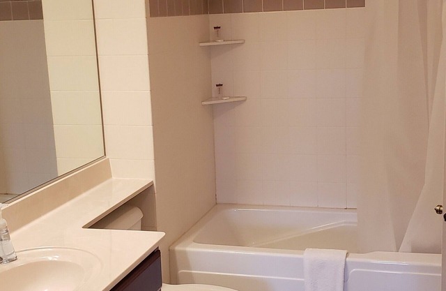 T316 is Spacious condo at Tagalong Golf Resort on Red Cedar Lake
