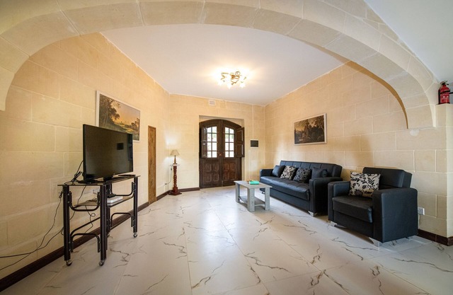 Ta' Pepp Newly Rustic maisonette in the counrty side. Value for money.