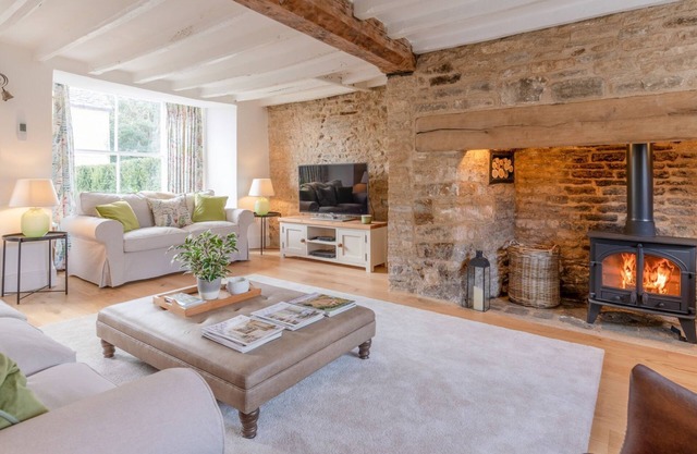 Tachbrook - sleeps 4 guests in 2 bedrooms