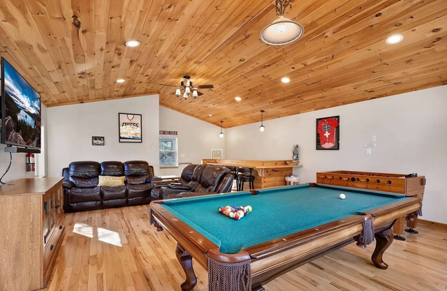 Tahoe Frost - Air conditioned 4 bedroom Tahoe home