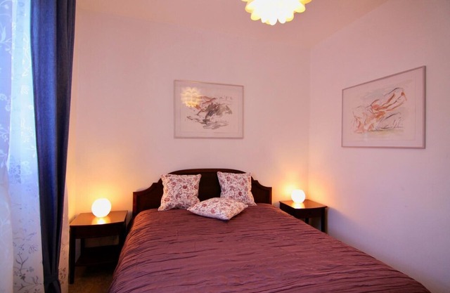 Tastefully furnished 2-room apartment with large balcony and dream view