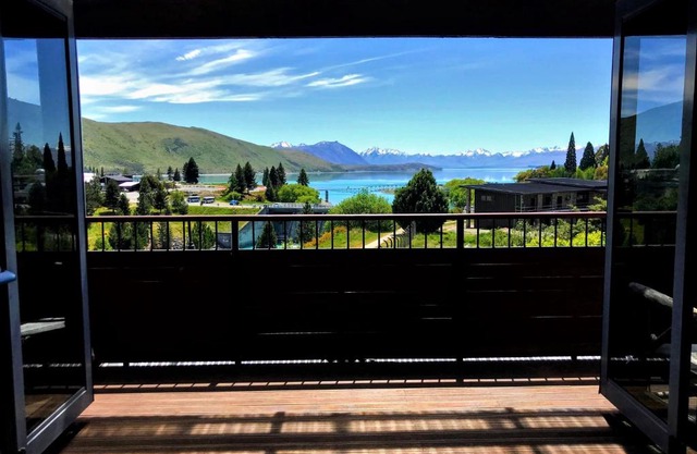 Lakeview 