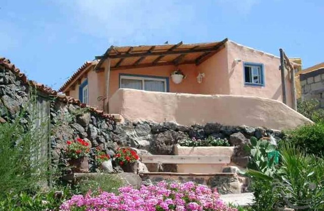 Tenerife south finca vacation rest relaxation