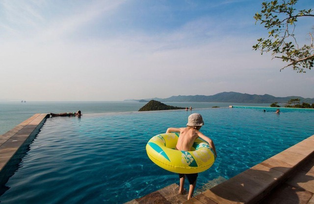 Teppan Suite - One Bedroom Resort, Sleeps 3
