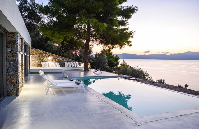 Thalasses Villas Skiathos 6 People Beachfront Villa