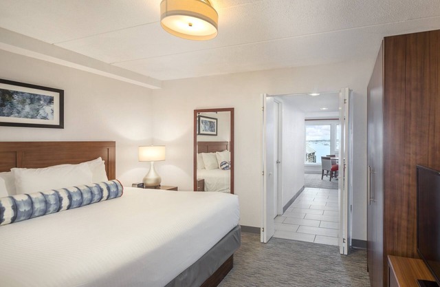 Thames Street - Newport Harbor 1 Bedroom