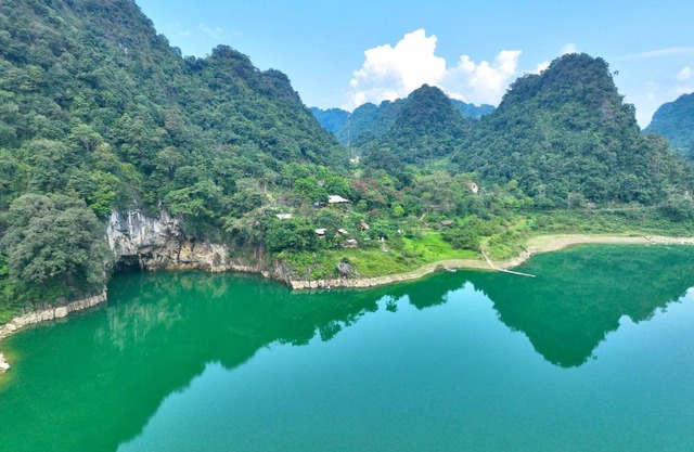 Thang Hen Lake - Thang Hen Glamping & Eco Outdoor