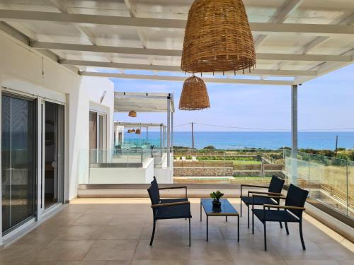 The 4th Seaview Villas