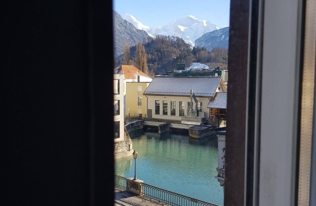 The Aarburg Hotel & Café