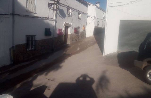The Almendro de la Tia Teresa is located in sierra de segura and the villas