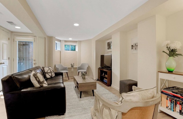 The Best of Dupont with Parking and Outdoor Space