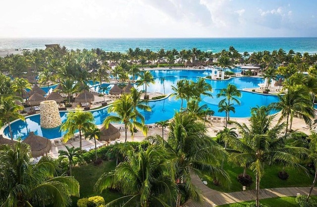 The Bliss Riviera Maya Master Room - Golf - Pools - Activities - Family Friendly